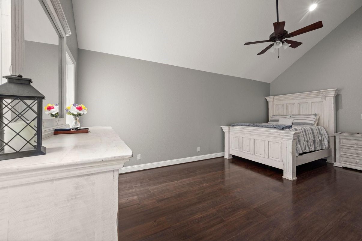 Bedroom, Interior, Recessed Lighting, Wood Texture Flooring