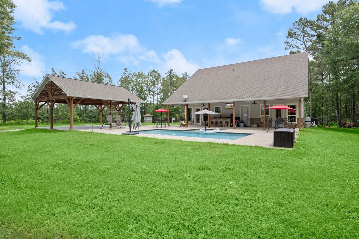 Backyard, Exterior, Pool