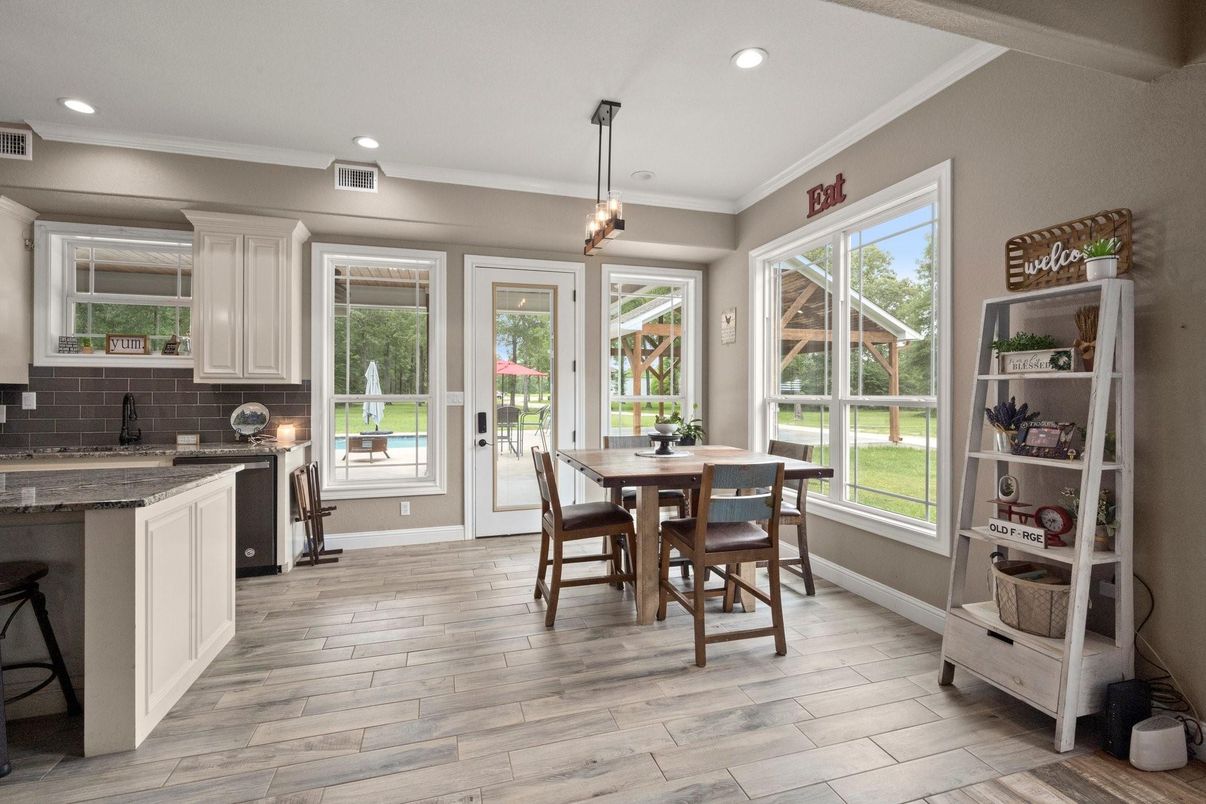 Dining room, Interior, Kitchen, Pendant Lights, Recessed Lighting, Wood Texture Flooring
