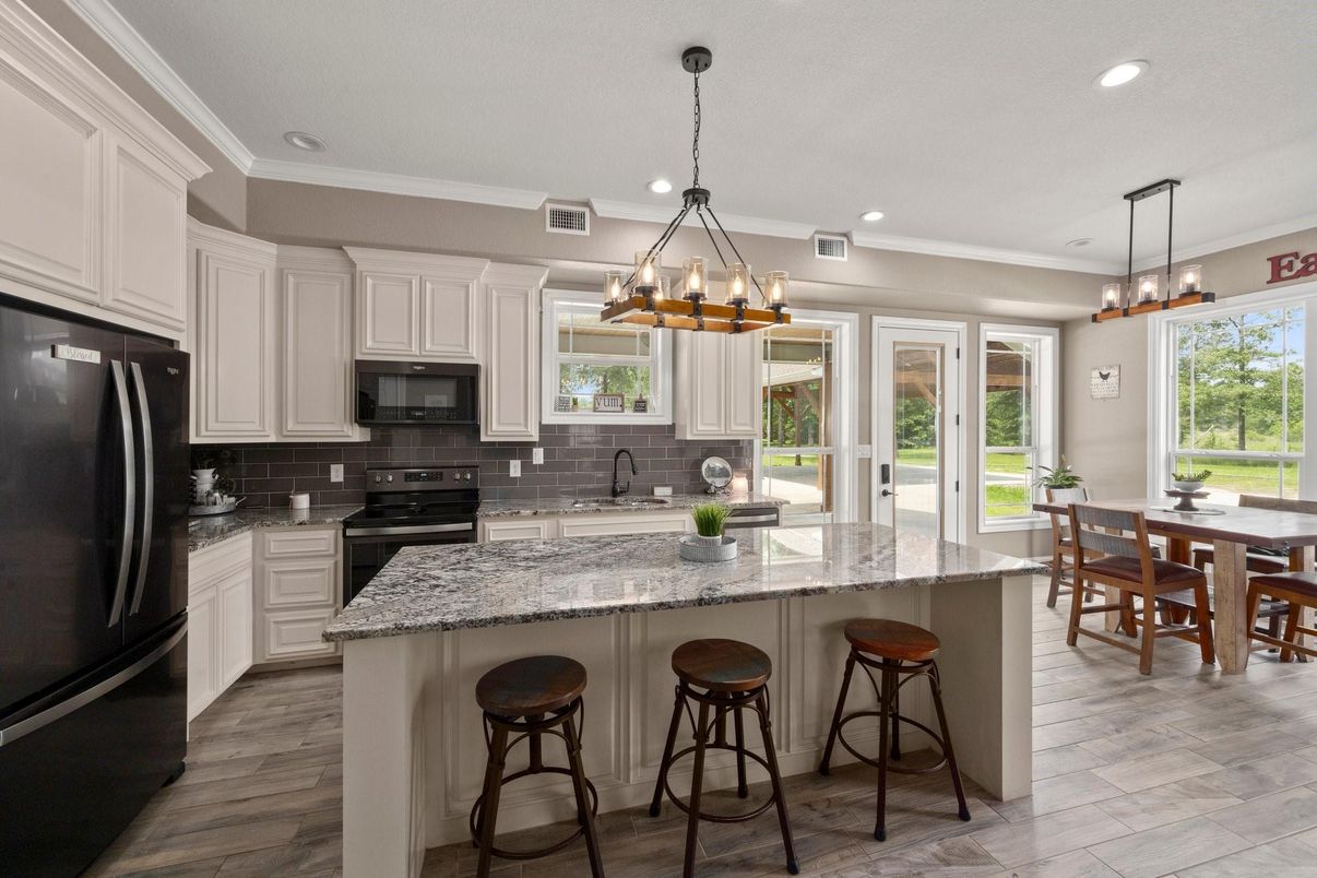 Chandelier, Dining room, Interior, Kitchen, Pendant Lights, Recessed Lighting, Wood Texture Flooring