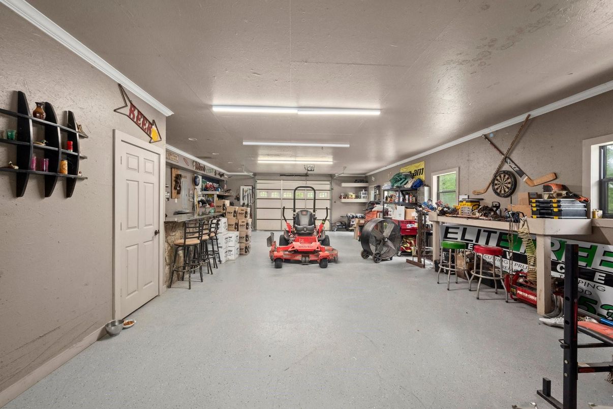 Fitness Equipment, Interior, Recessed Lighting