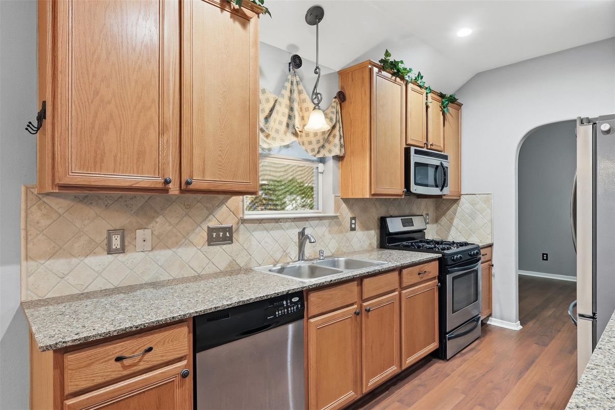 Interior, Kitchen, Pendant Lights, Recessed Lighting, Wood Texture Flooring