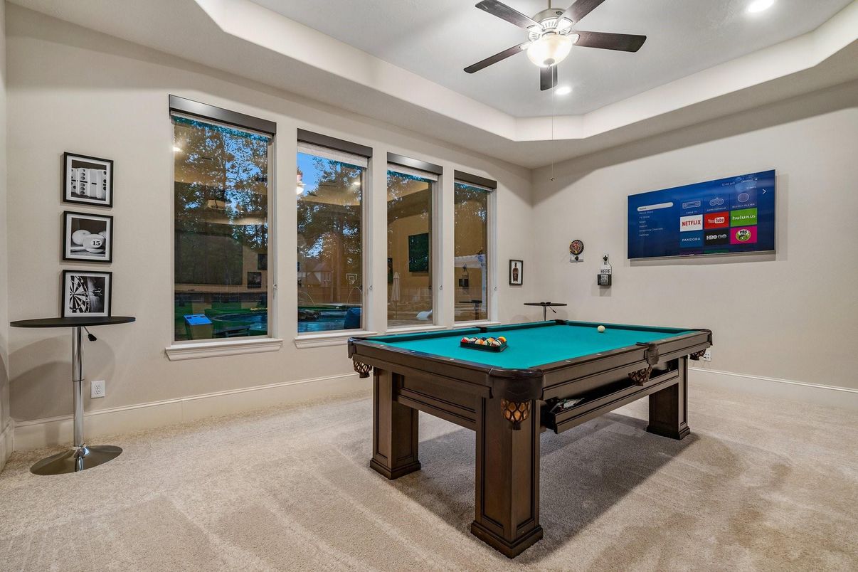 Billiard Table, Game Room, Interior, Recessed Lighting