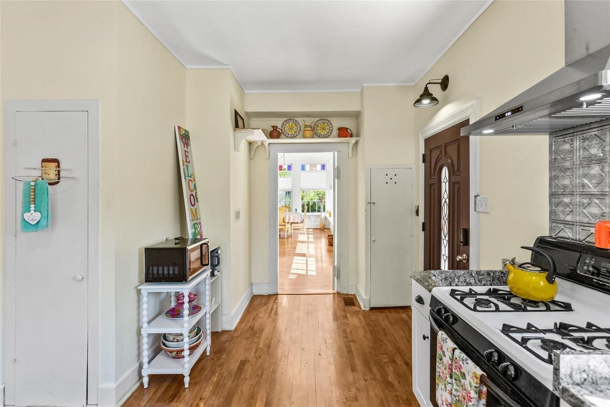 Interior, Kitchen, Wood Texture Flooring