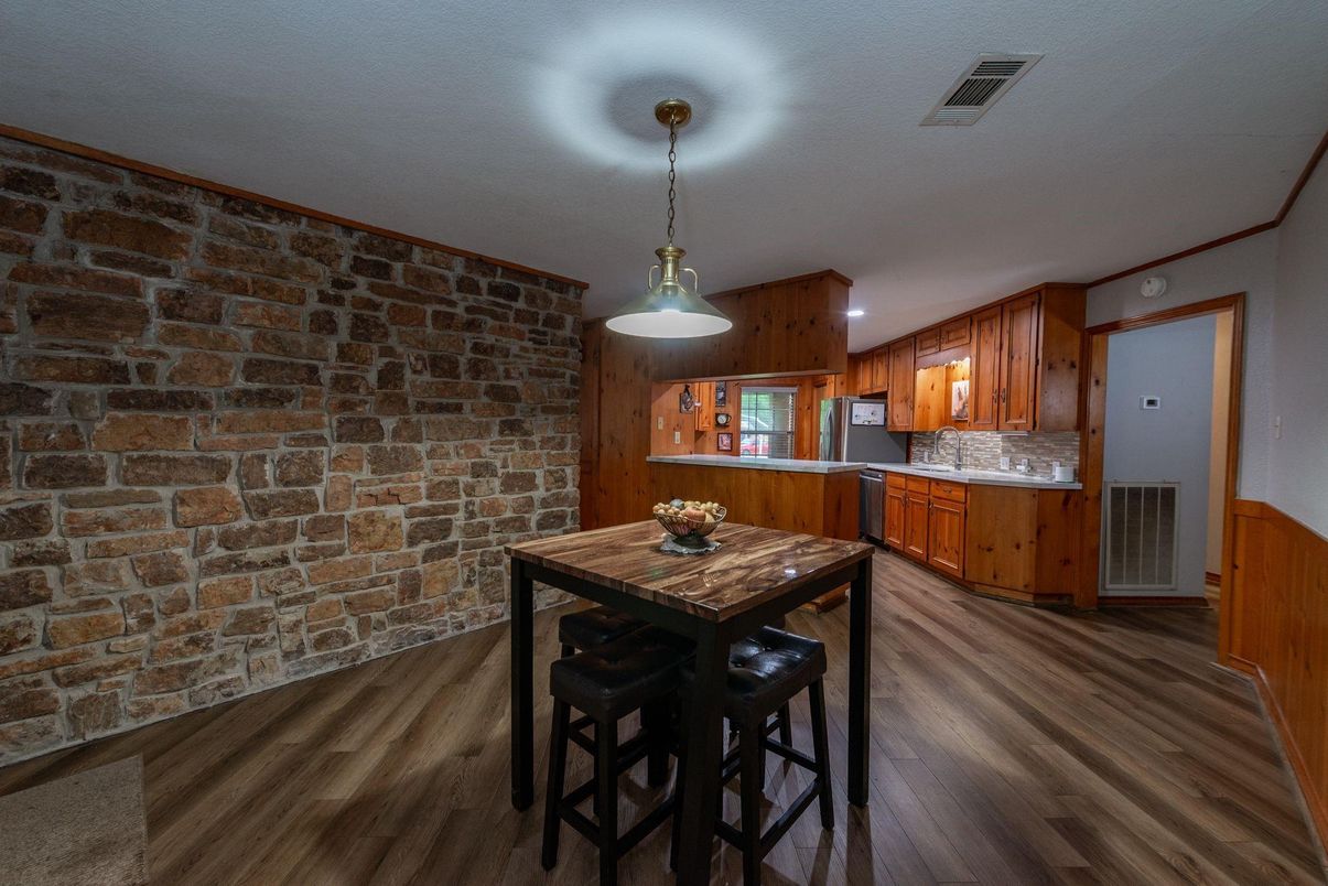 Dining room, Interior, Kitchen, Pendant Lights, Stone Walls, Wood Texture Flooring