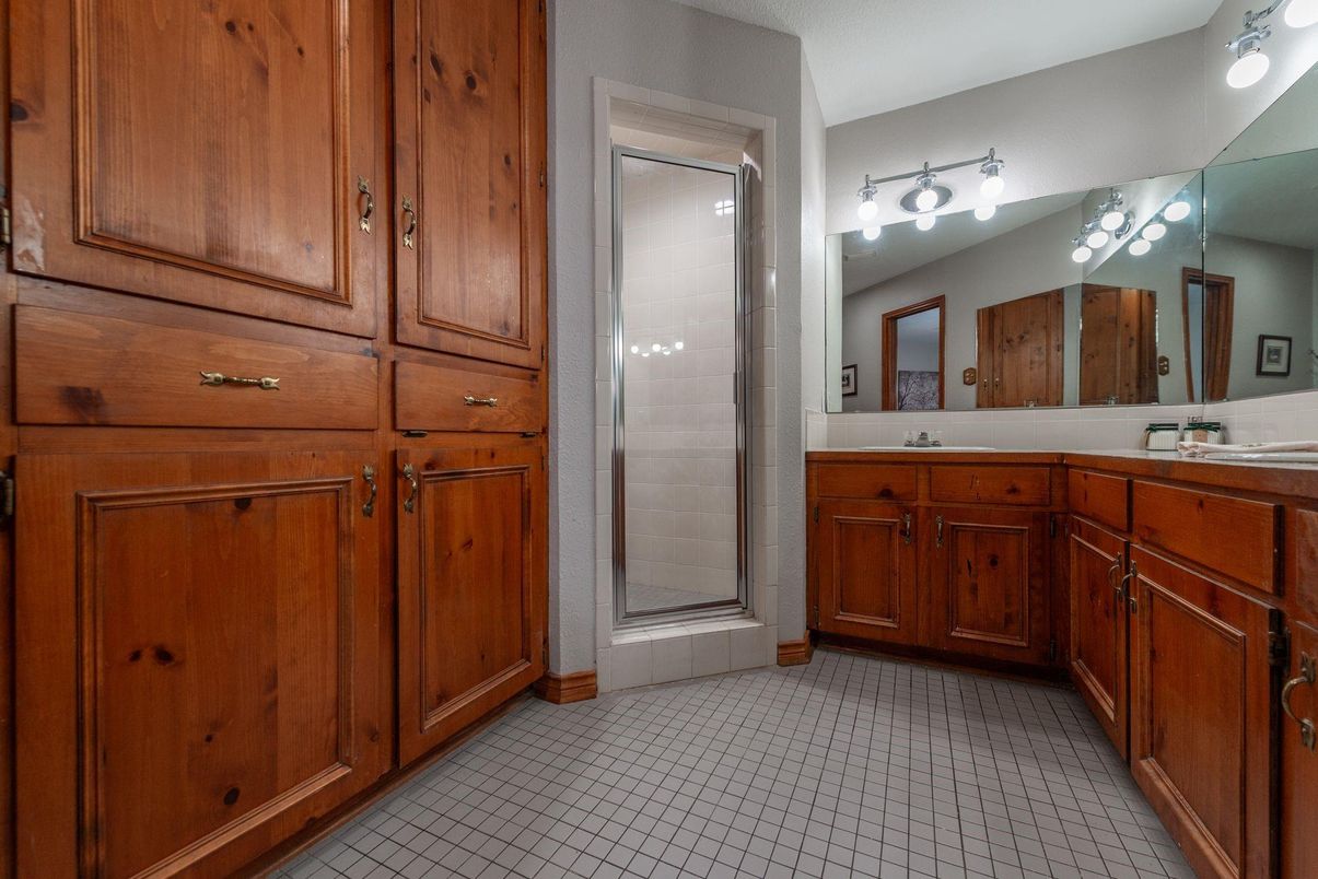 Bathroom, Dual Sink Vanities, Glass Shower, Interior