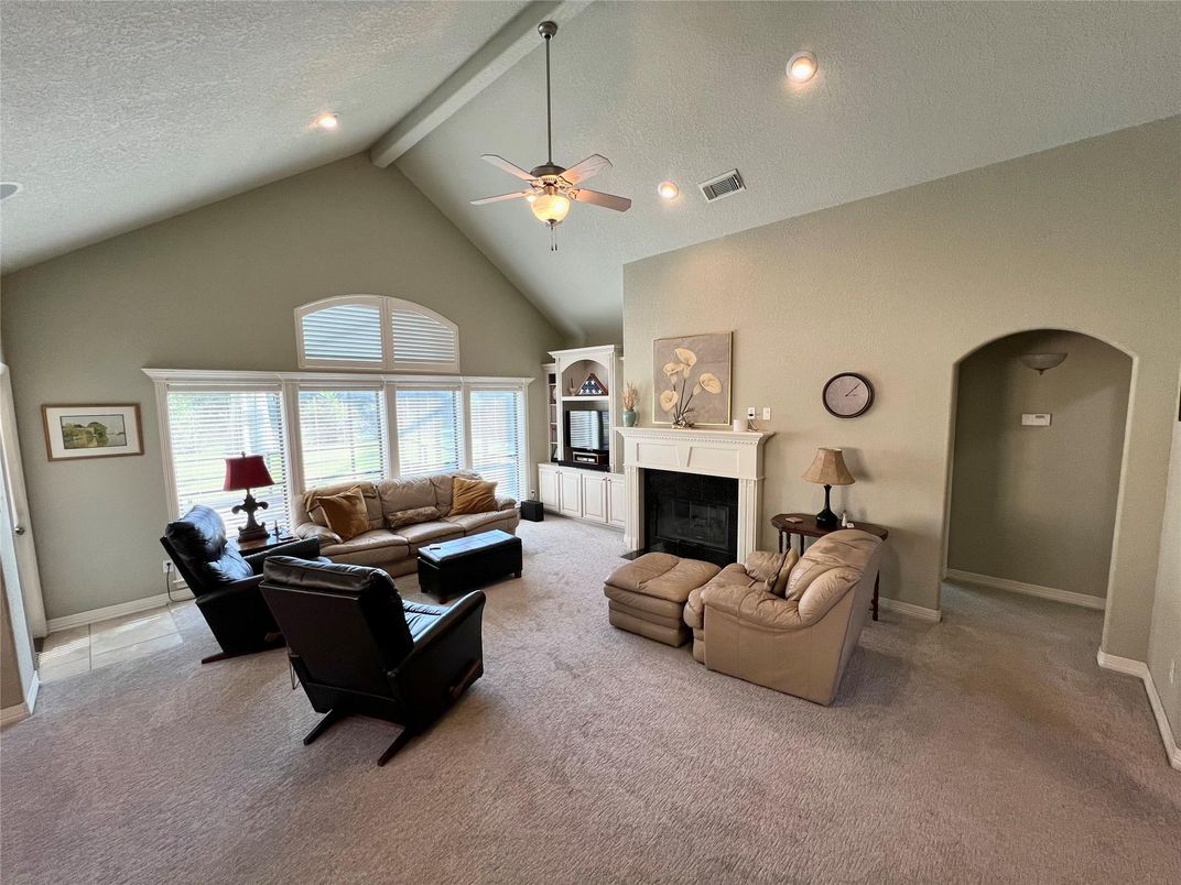 Fireplace, Interior, Living room, Recessed Lighting