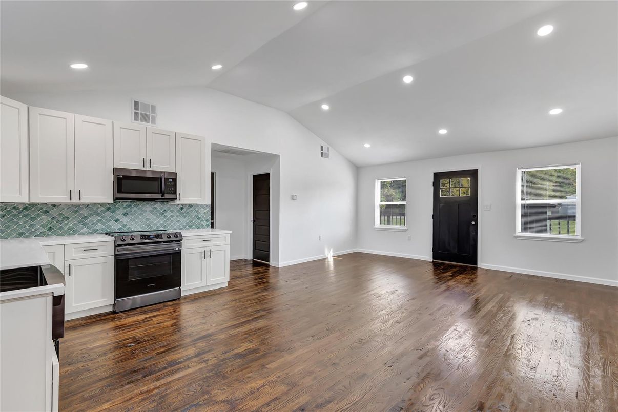 Empty room, Interior, Kitchen, Recessed Lighting, Wood Texture Flooring