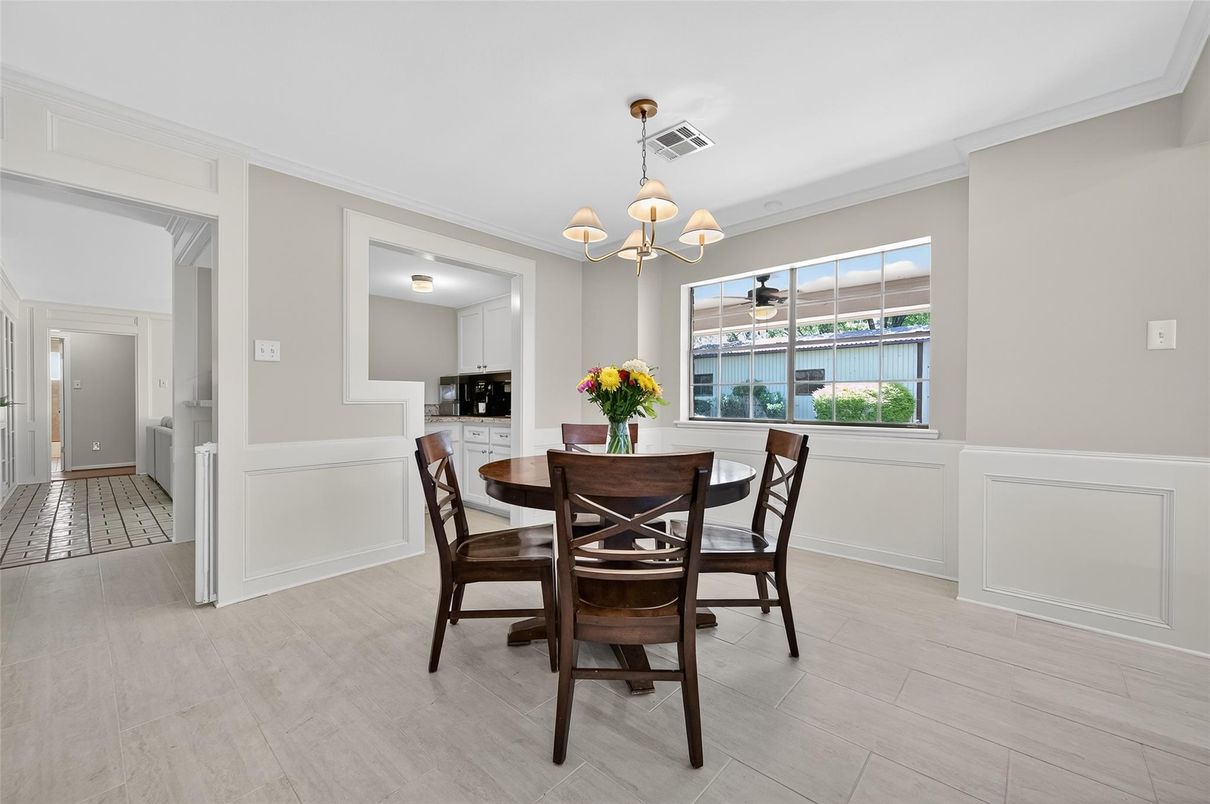 Chandelier, Dining room, Interior, Wood Texture Flooring