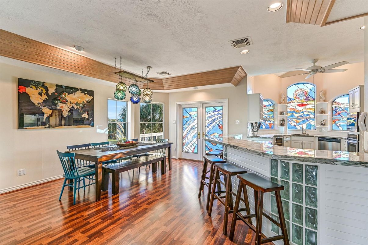 Dining room, Interior, Pendant Lights, Recessed Lighting, Wood Texture Flooring