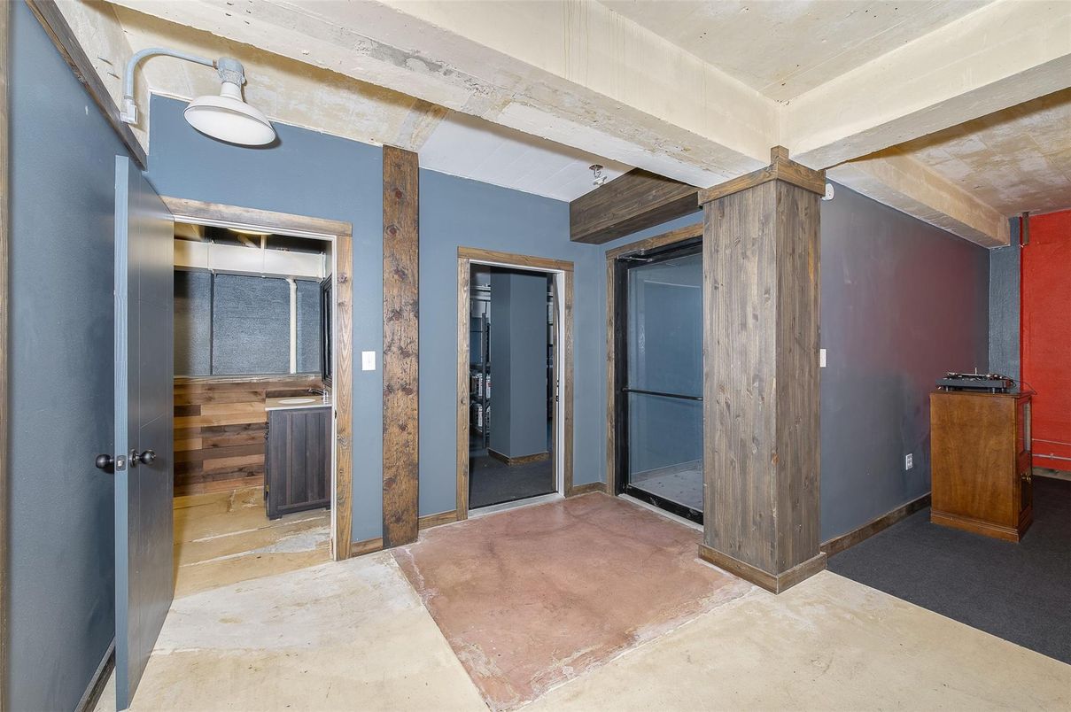 Empty room, Interior, Wooden Walls