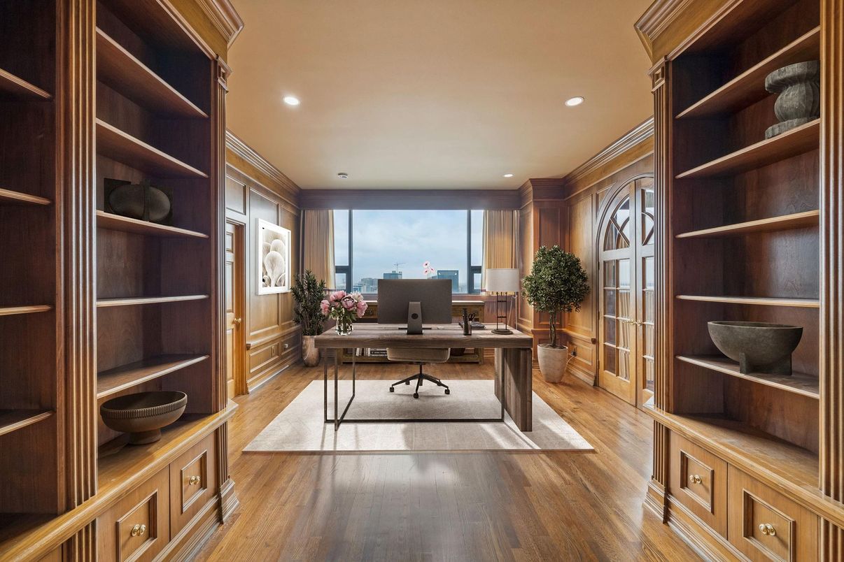 Home Office, Interior, Recessed Lighting, Wood Texture Flooring