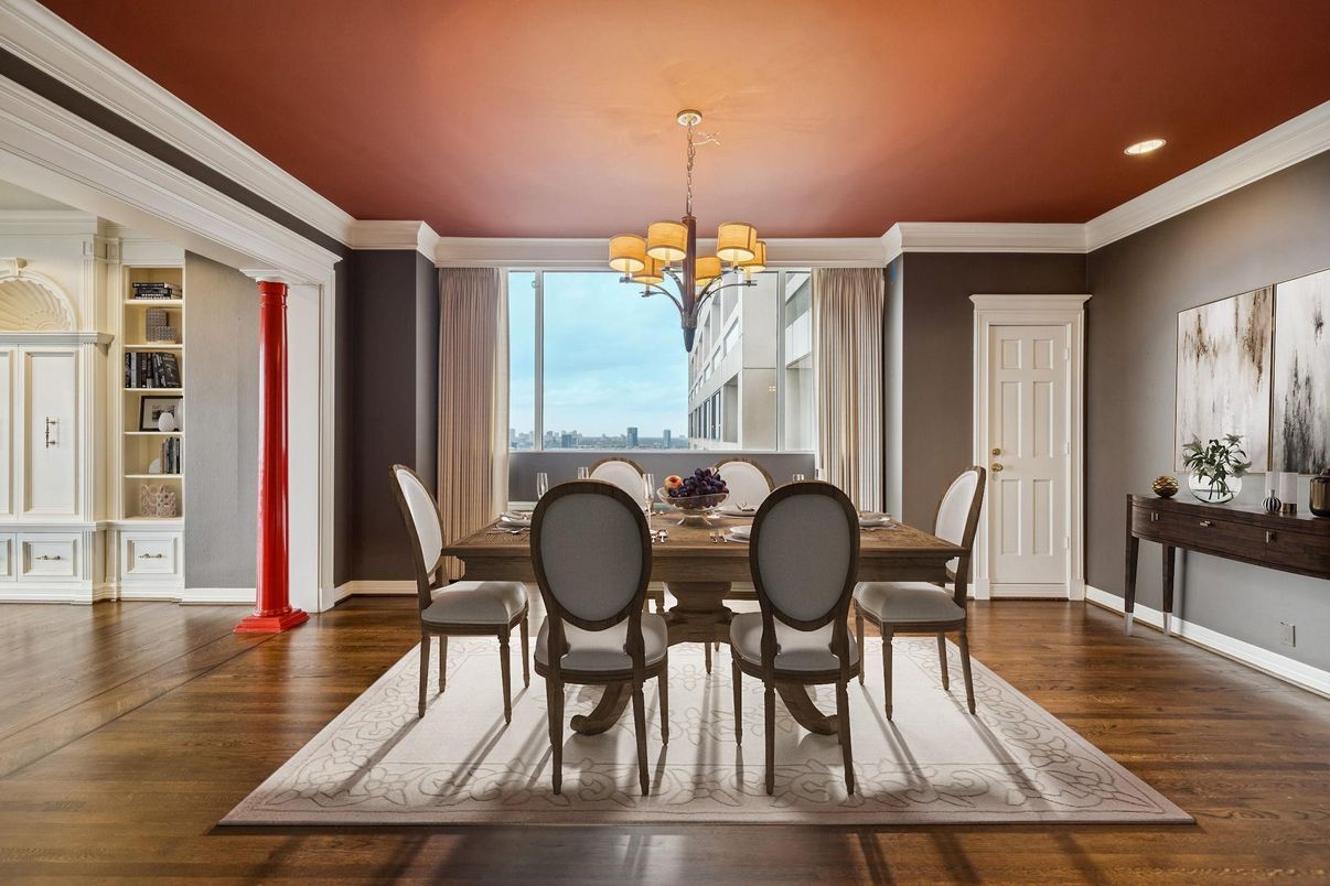 Chandelier, Dining room, Interior, Recessed Lighting, Wood Texture Flooring