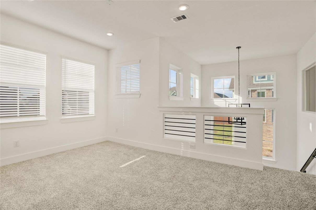 Empty room, Interior, Recessed Lighting