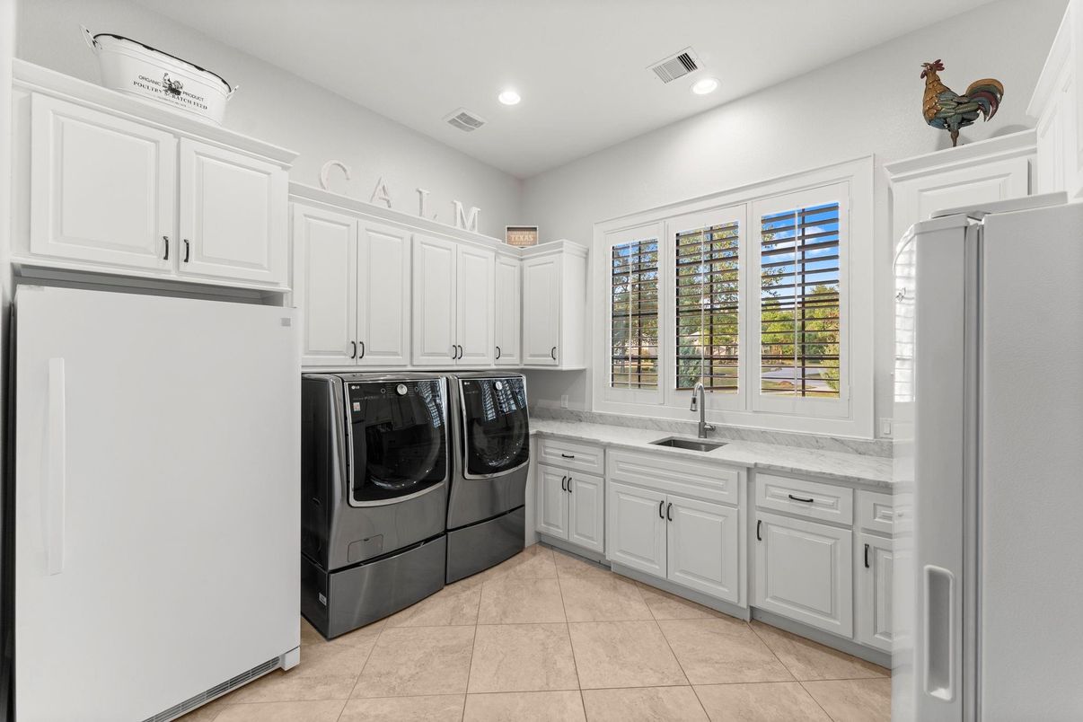 Interior, Recessed Lighting, Washer