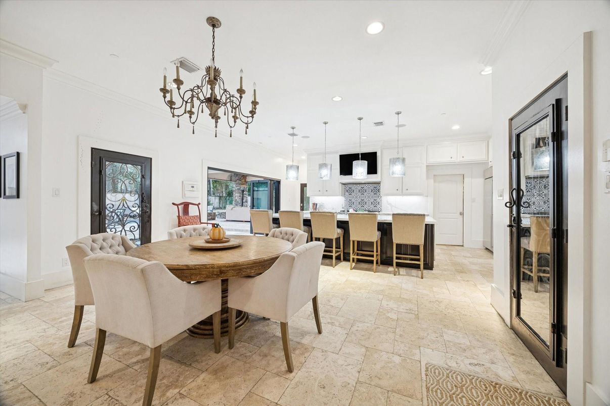 Chandelier, Dining room, Interior, Kitchen, Pendant Lights, Recessed Lighting