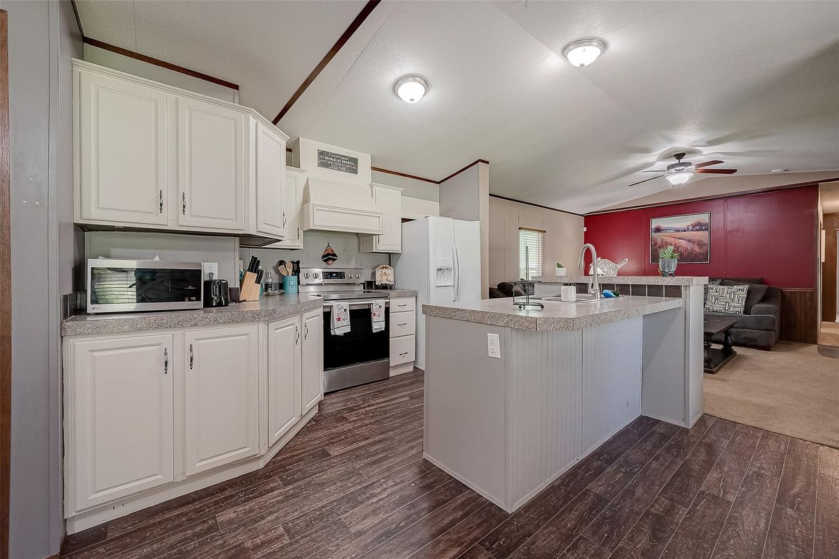 Interior, Kitchen, Wood Texture Flooring