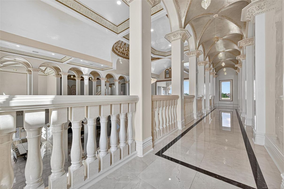 Interior, Marble, Recessed Lighting