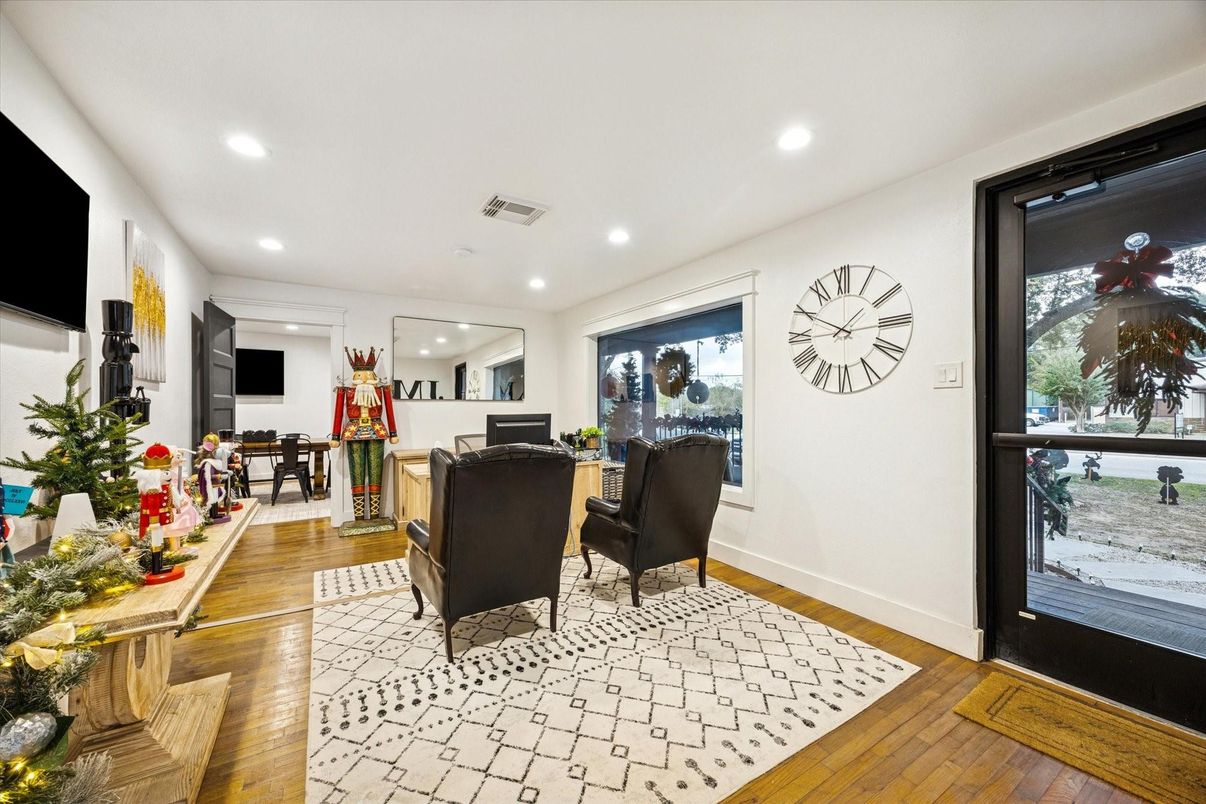 Dining room, Interior, Recessed Lighting, Wood Texture Flooring