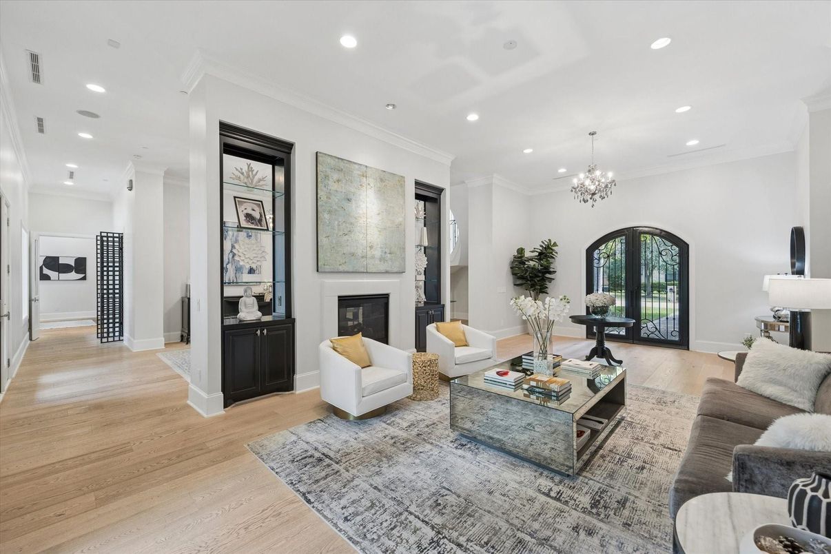 Chandelier, Fireplace, Interior, Living room, Recessed Lighting, Wood Texture Flooring