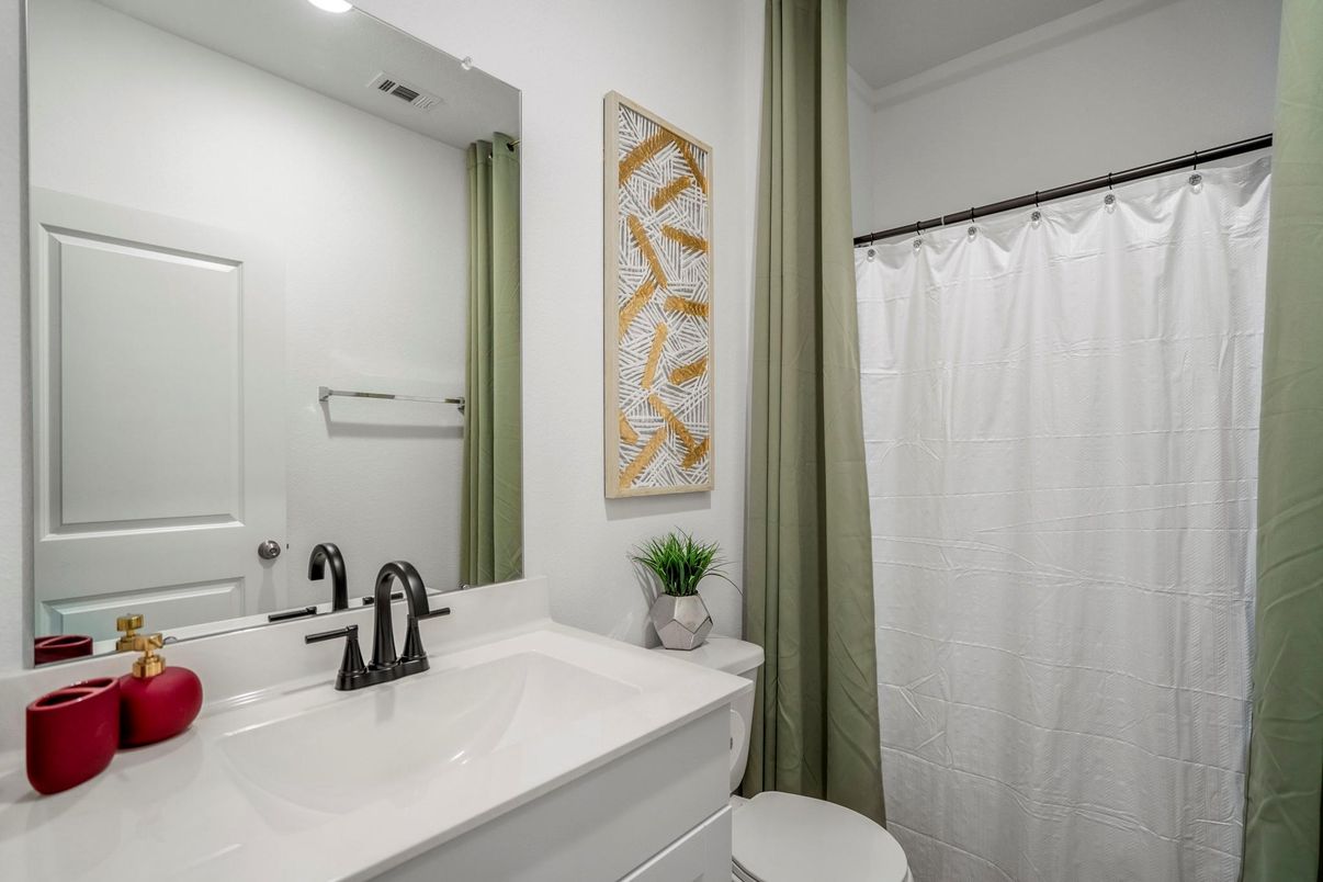 Bathroom, Interior, Recessed Lighting