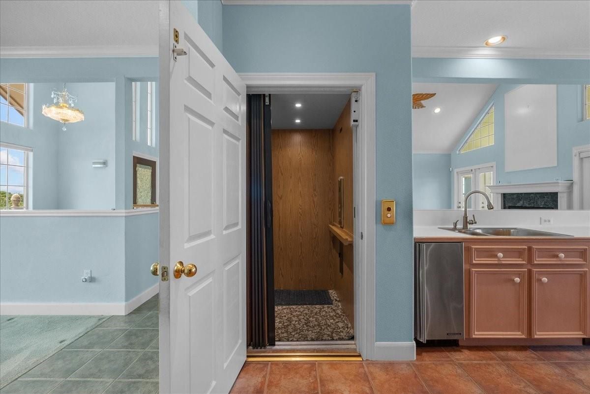 Interior, Recessed Lighting