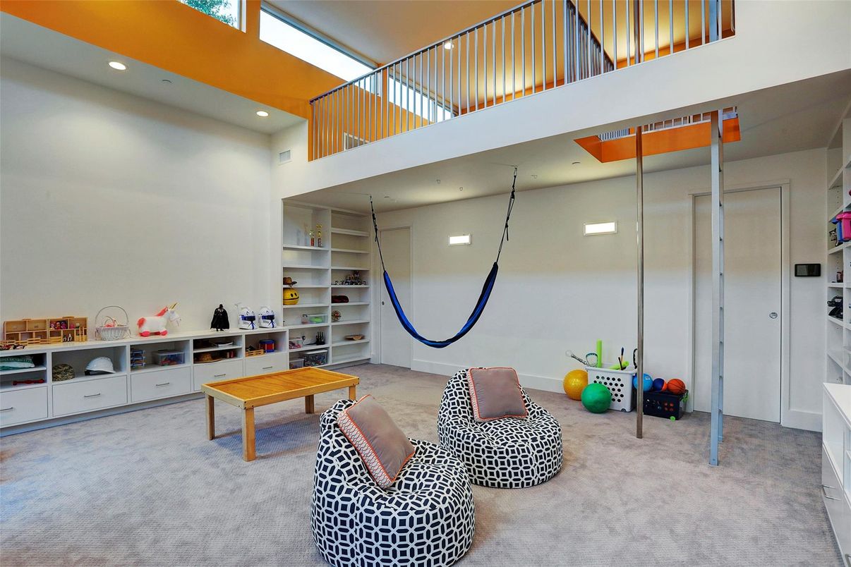 Fitness Equipment, Interior, Recessed Lighting