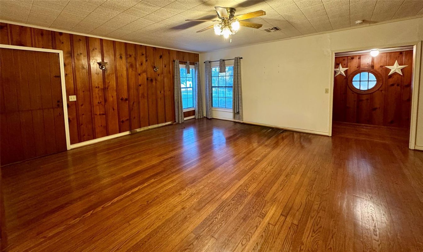 Empty room, Interior, Wood Texture Flooring, Wooden Walls