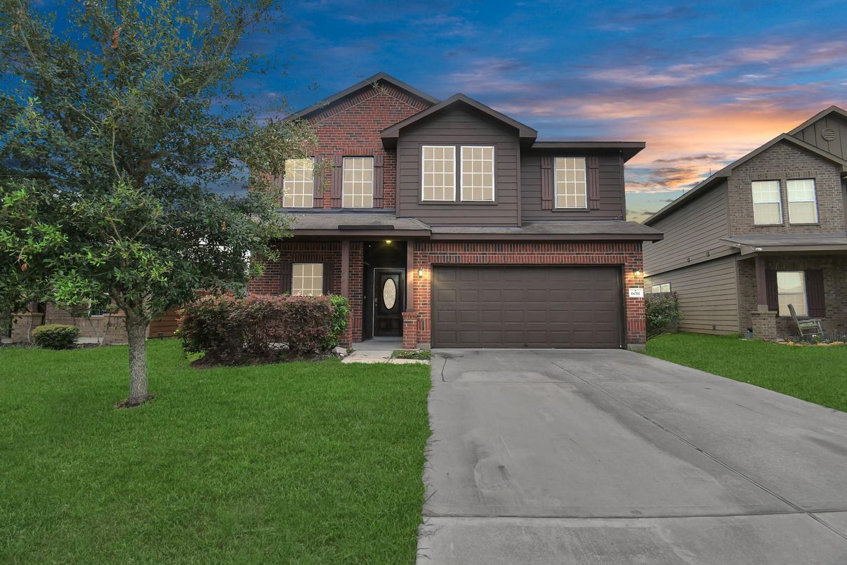 Attached, Exterior, Facade, Brick Facade, Brick Traditional