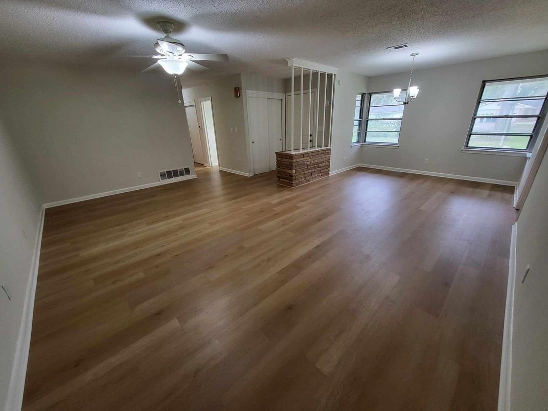 Chandelier, Empty room, Interior, Wood Texture Flooring