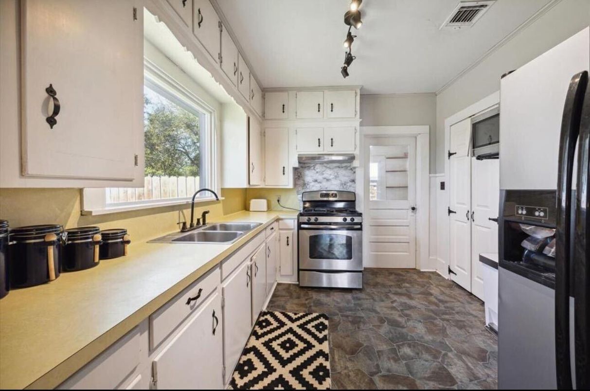 Interior, Kitchen, Stainless Steel Appliances