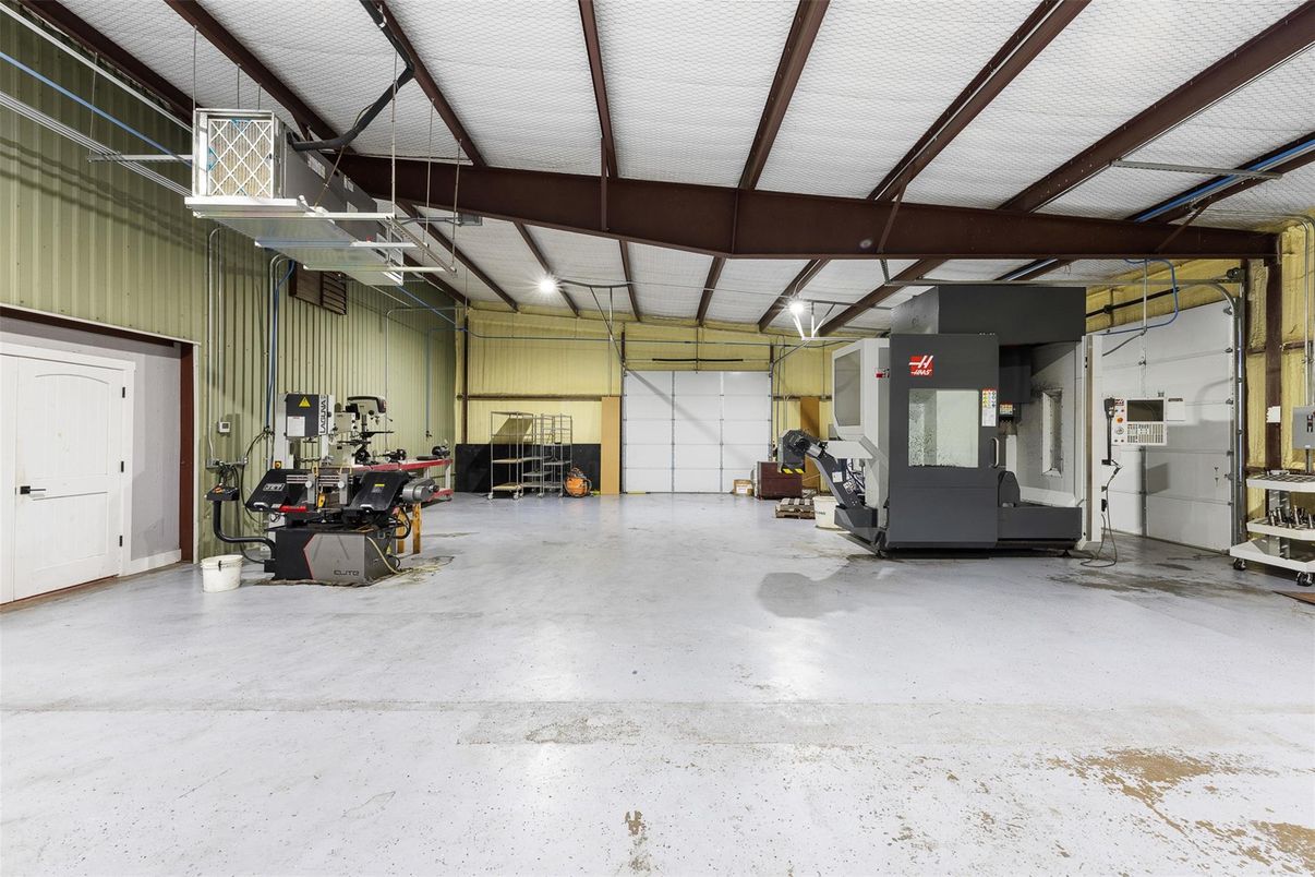 Fitness Equipment, Garage, Interior