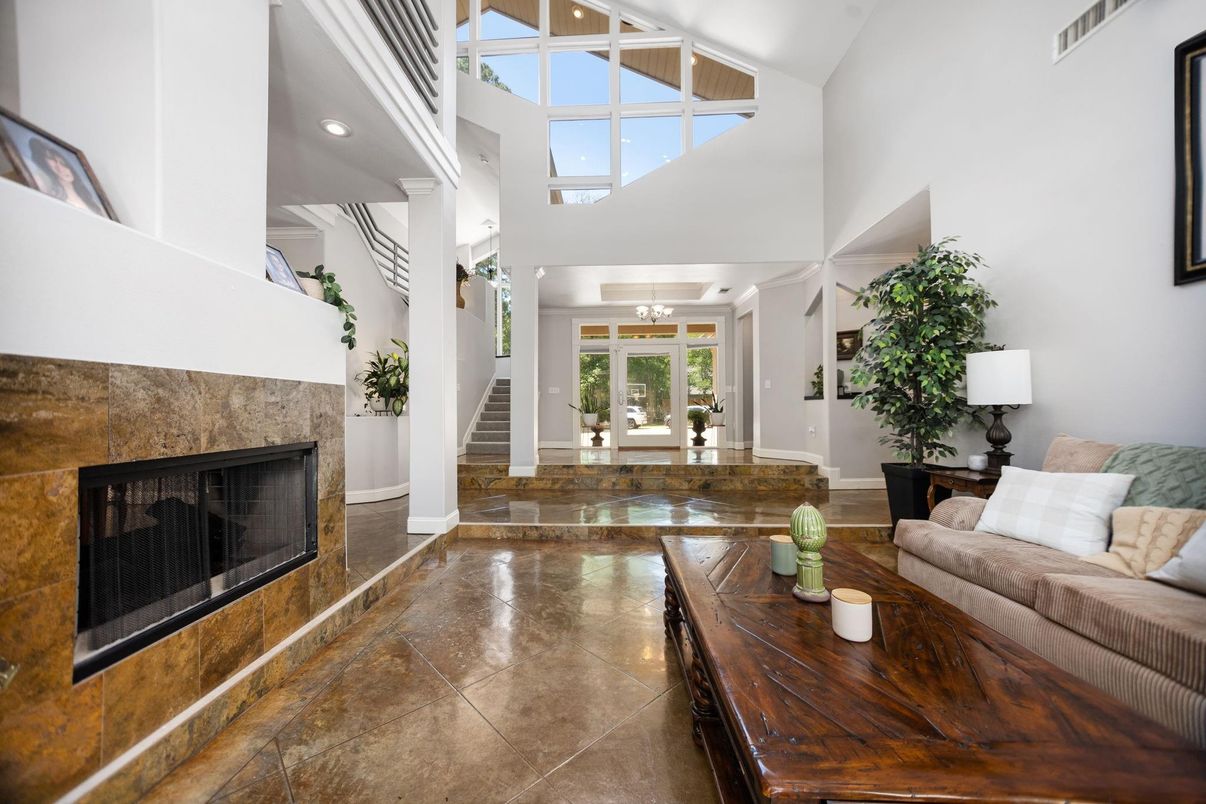 Fireplace, Interior, Living room, Recessed Lighting