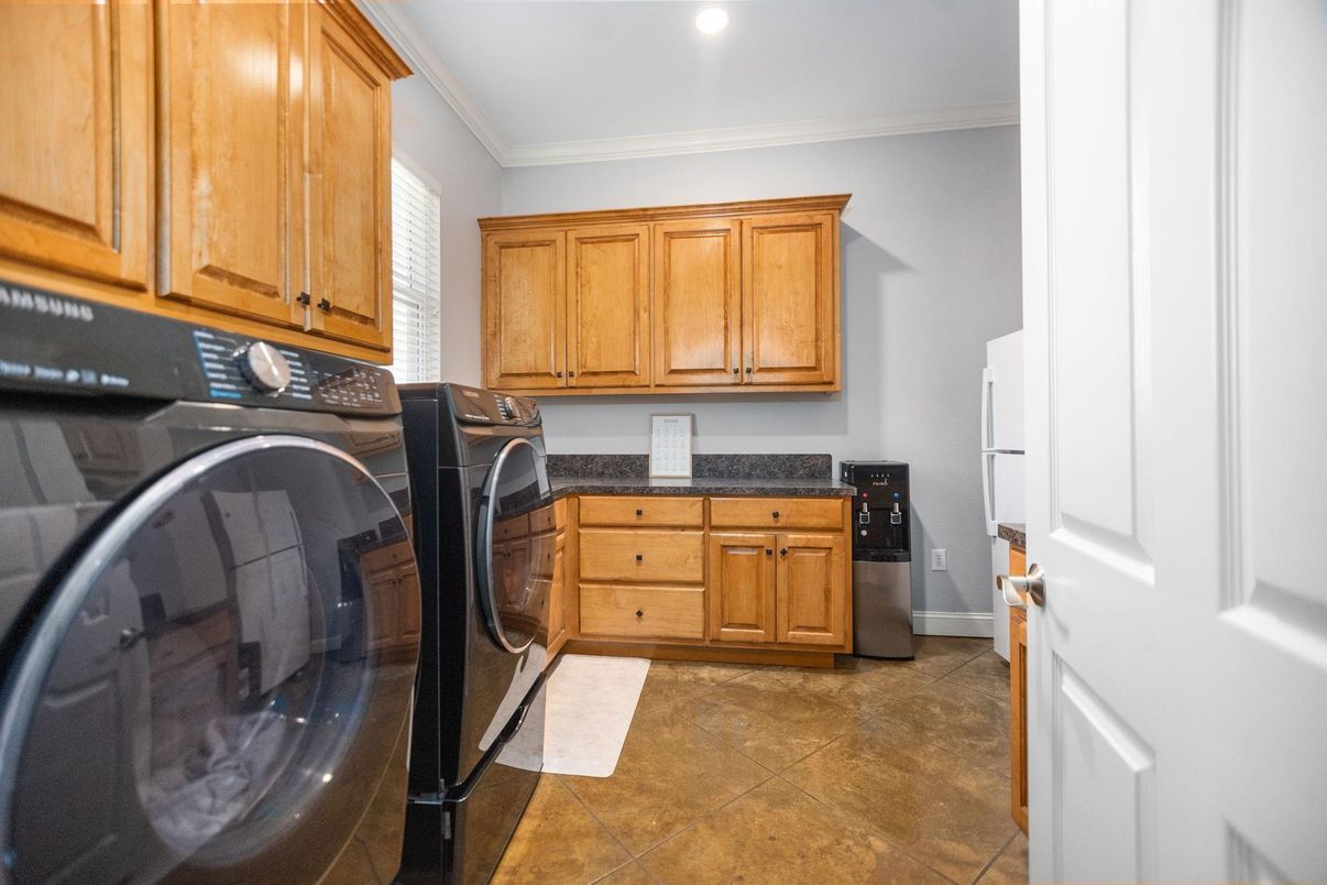 Interior, Recessed Lighting, Washer