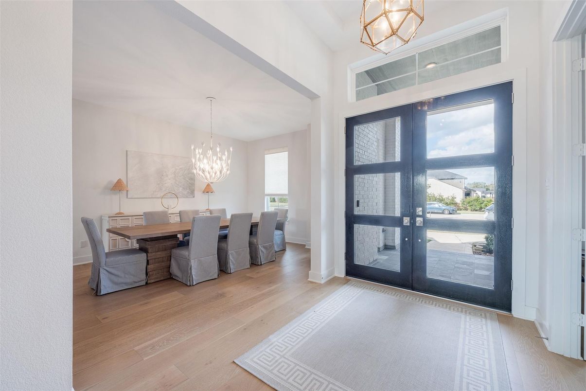 Chandelier, Dining room, Interior, Pendant Lights, Wood Texture Flooring