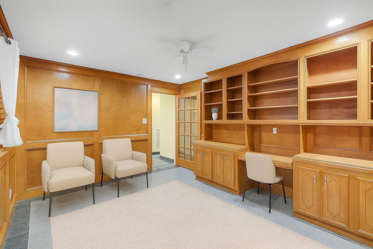 Home Office, Interior, Recessed Lighting, Wooden Walls