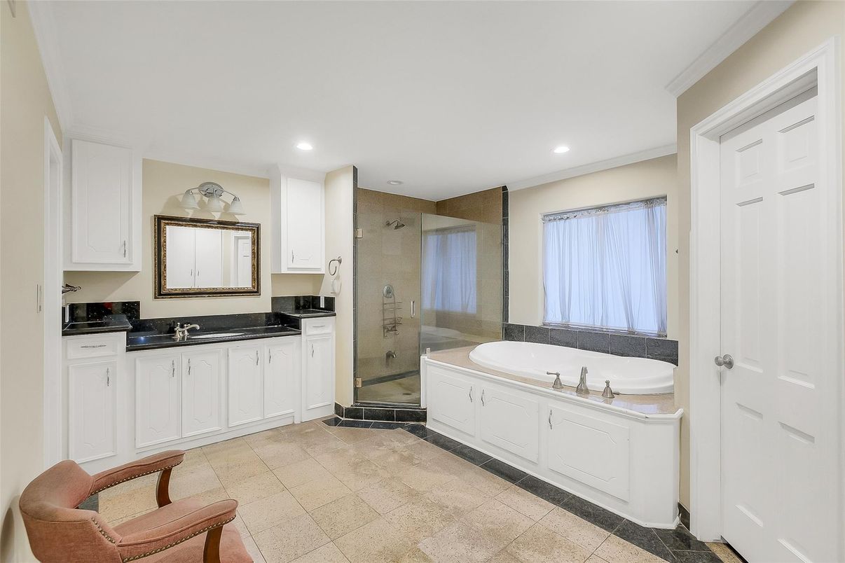 Bathroom, Dual Sink Vanities, Glass Shower, Interior, Recessed Lighting