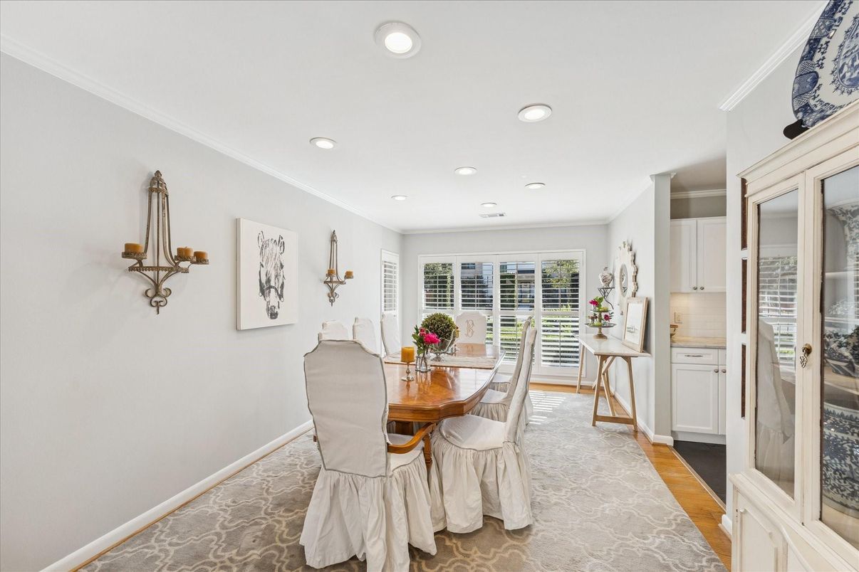 Dining room, Interior, Recessed Lighting, Wood Texture Flooring