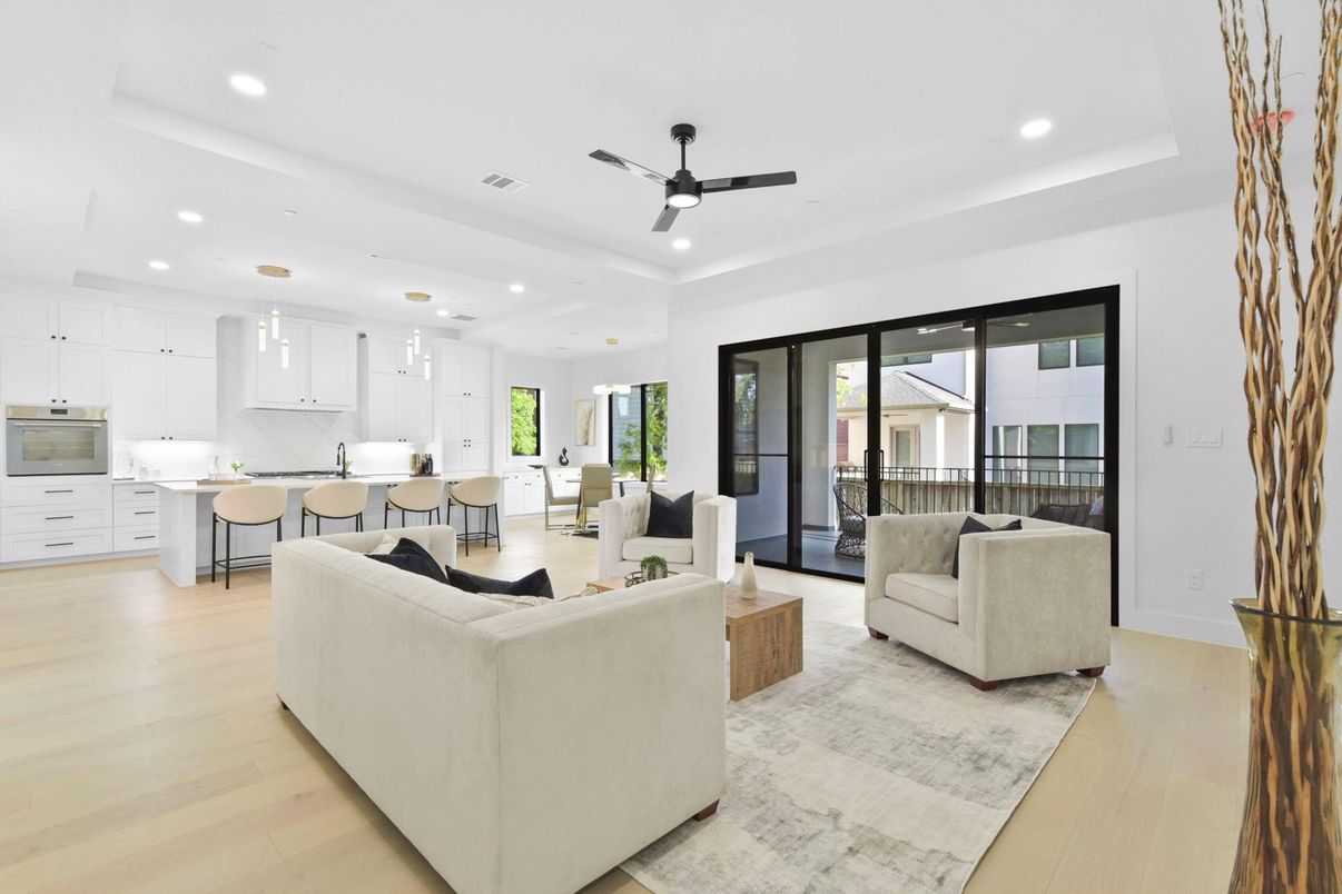 Interior, Kitchen, Living room, Pendant Lights, Recessed Lighting, Wood Texture Flooring