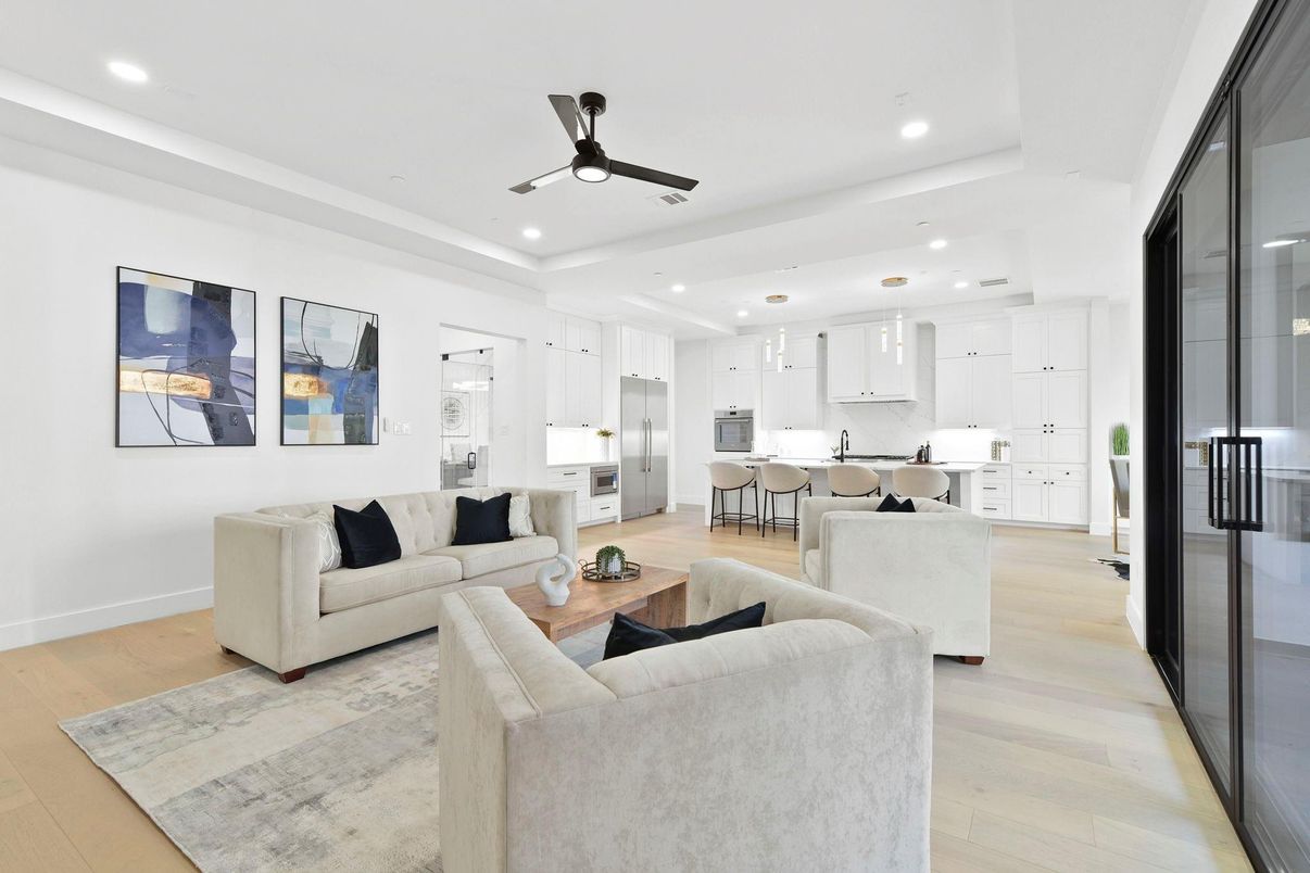 Dining room, Interior, Kitchen, Living room, Pendant Lights, Recessed Lighting, Stainless Steel Appliances, Wood Texture Flooring