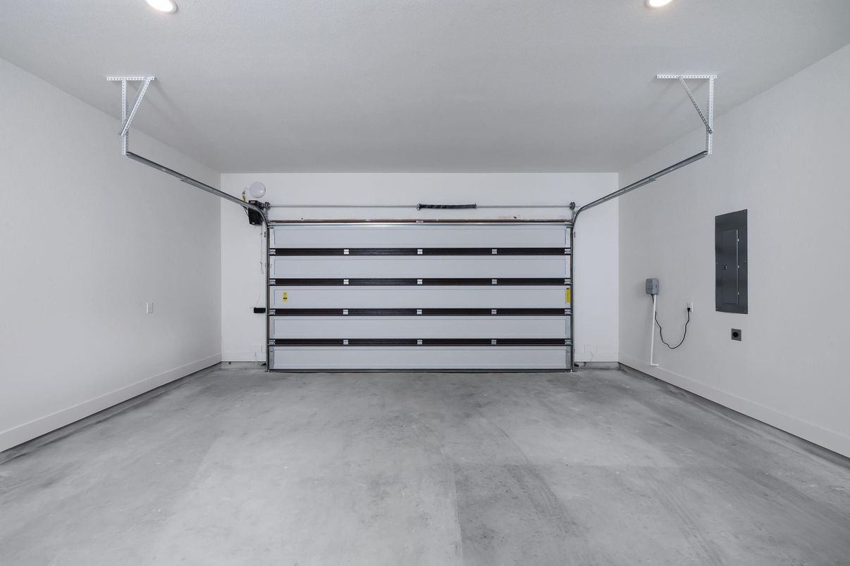 Garage, Interior, Recessed Lighting
