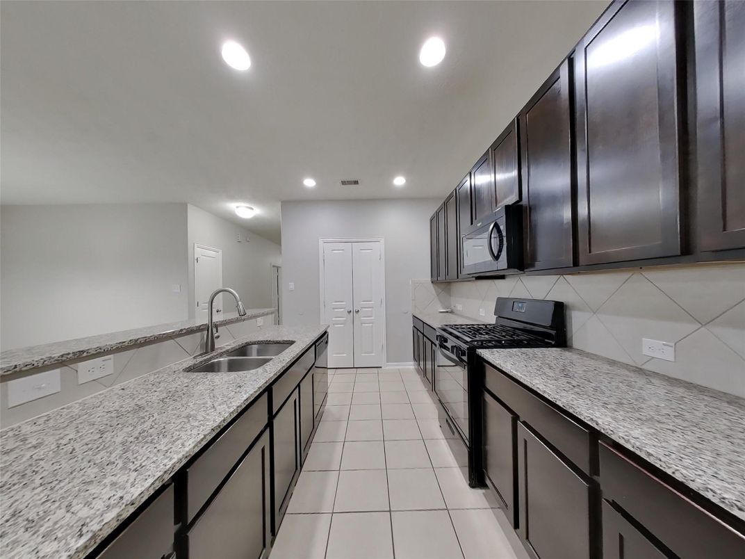 Interior, Kitchen, Recessed Lighting