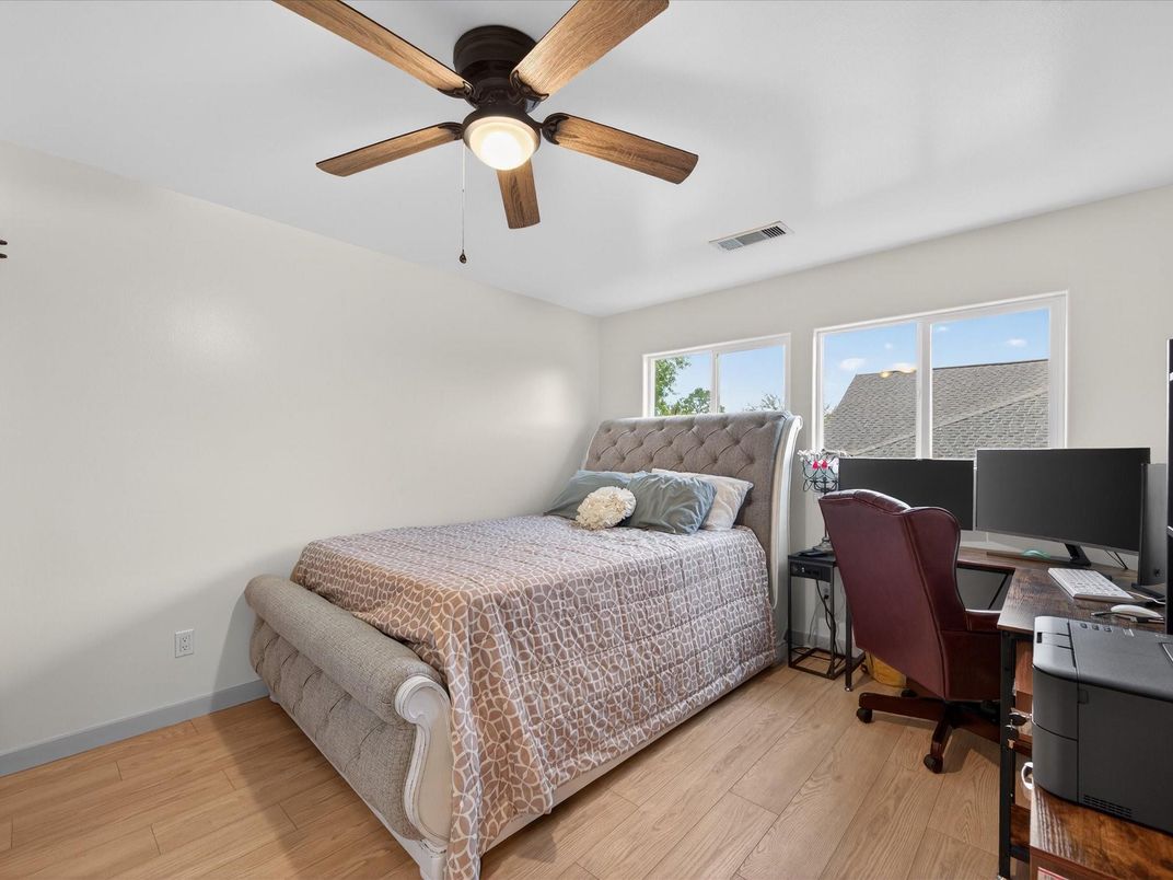 Bedroom, Home Office, Interior, Wood Texture Flooring