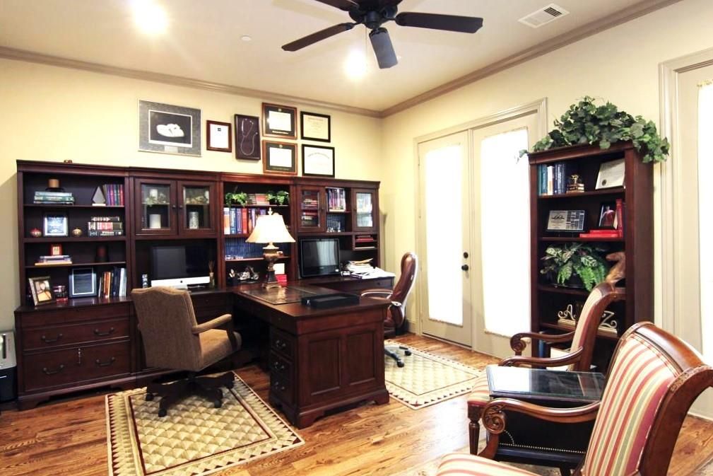 Home Office, Interior, Recessed Lighting, Wood Texture Flooring
