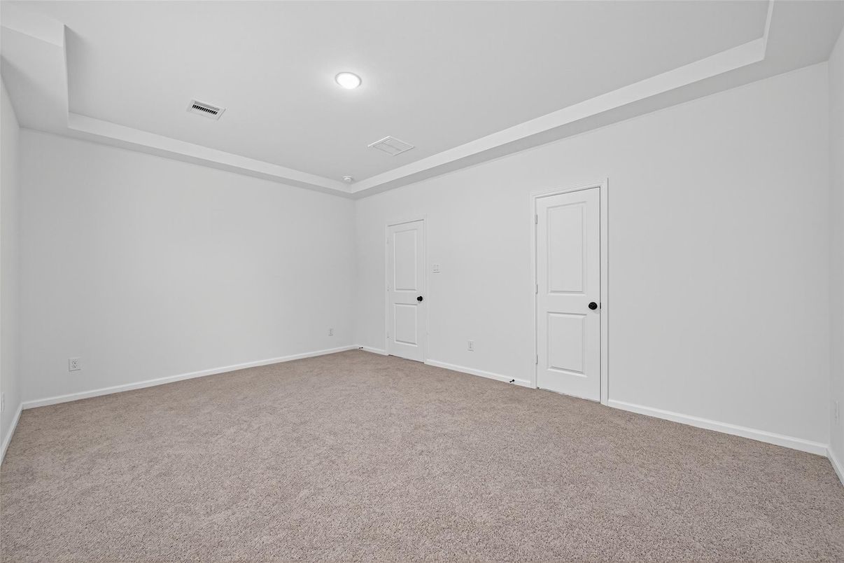 Empty room, Interior, Recessed Lighting