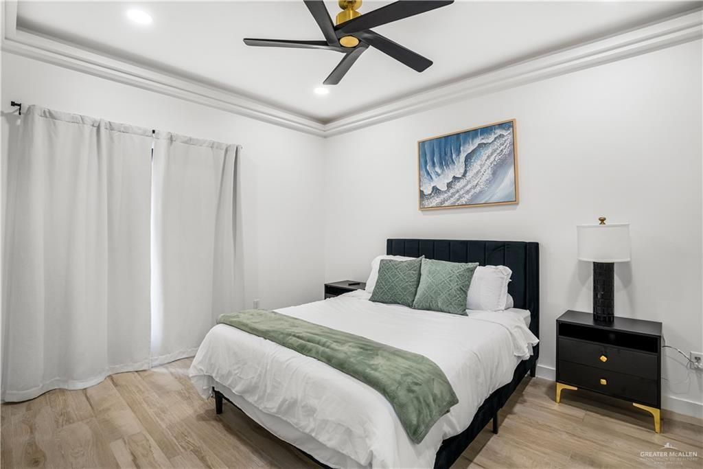 Bedroom, Interior, Recessed Lighting, Wood Texture Flooring