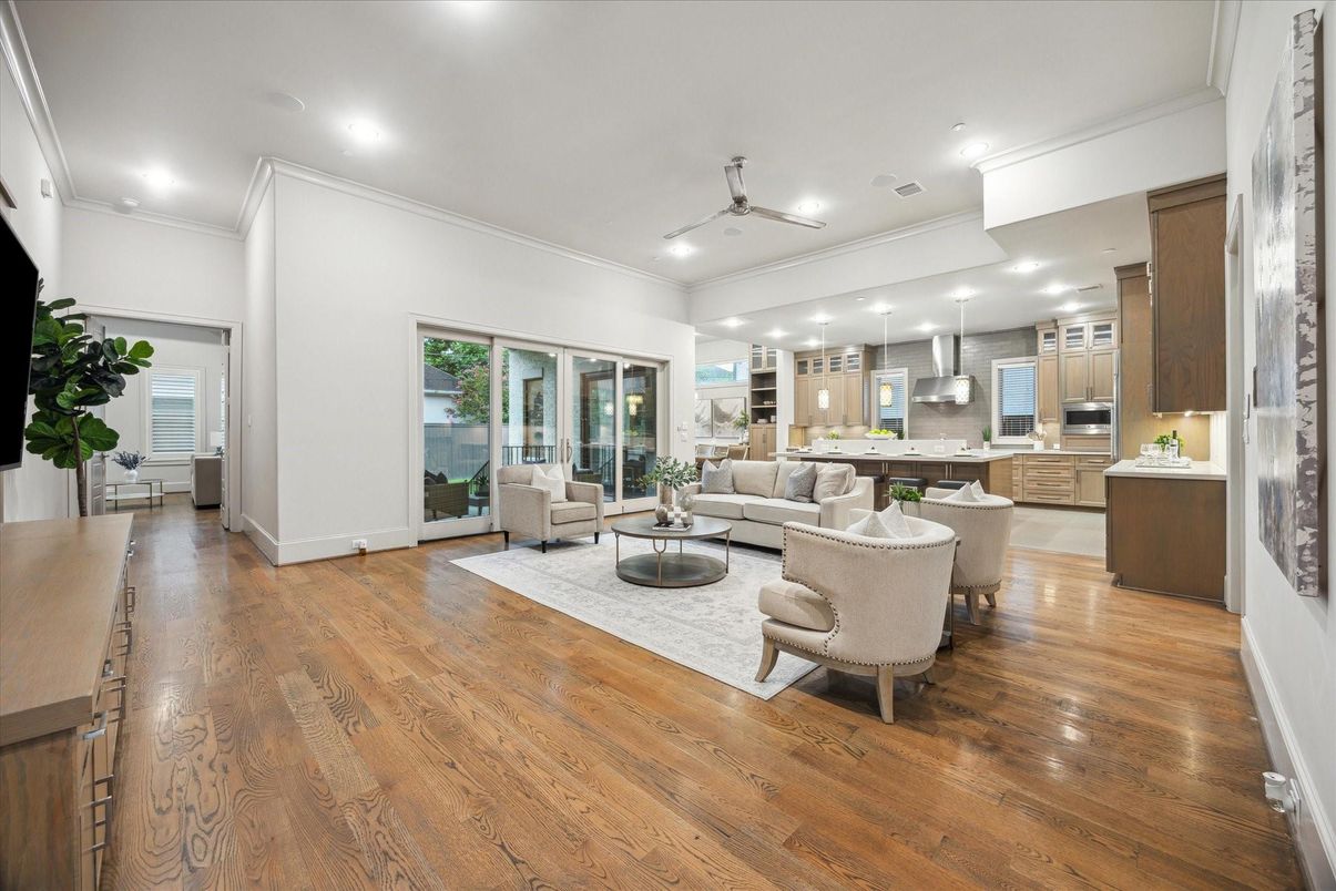 Interior, Kitchen, Living room, Pendant Lights, Recessed Lighting, Stainless Steel Appliances, Wood Texture Flooring