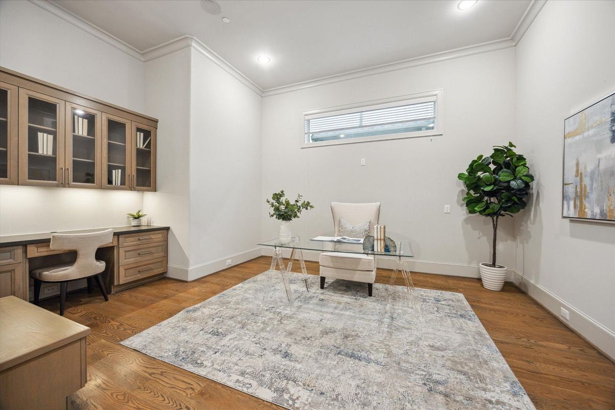 Home Office, Interior, Recessed Lighting, Wood Texture Flooring