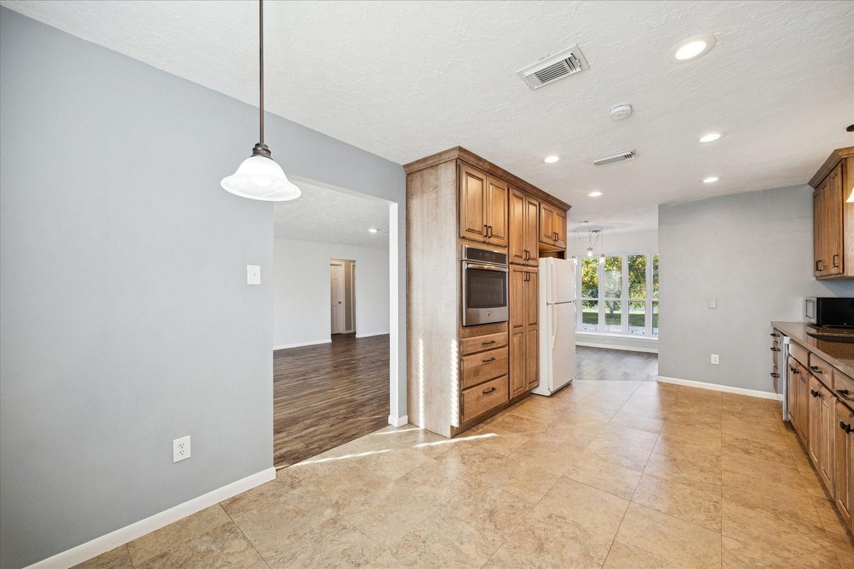 Interior, Kitchen, Pendant Lights, Recessed Lighting, Wood Texture Flooring