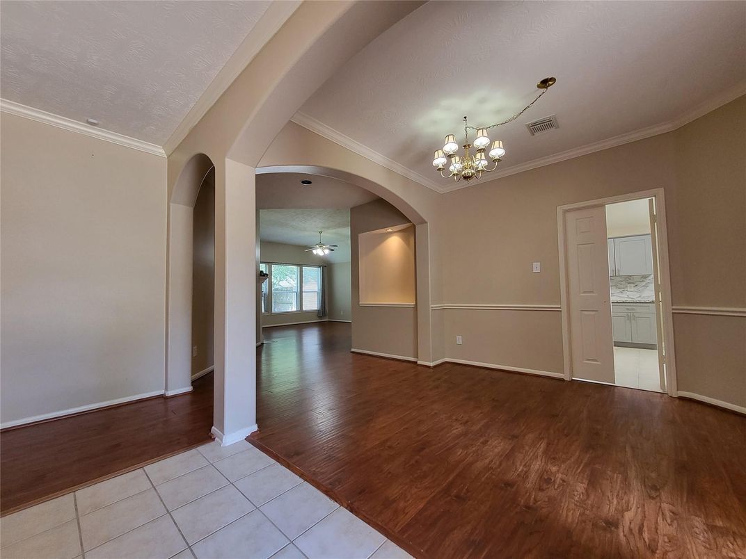 Chandelier, Empty room, Interior, Wood Texture Flooring